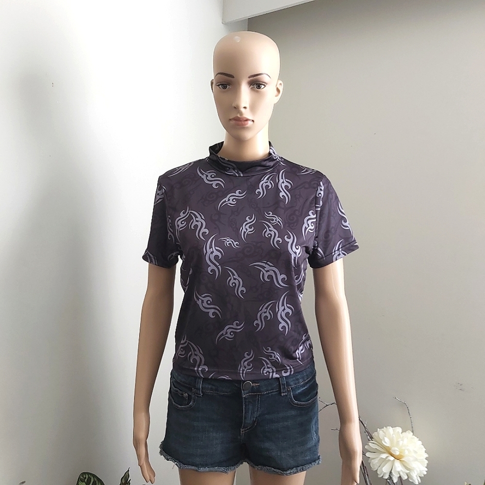 The Ragged Priest crop top shirt mock neck gray baby tee dolls kill short sleeve